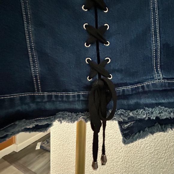 Rock & Roll Cow Girl, Lace Up Back Denim Jacket, sz L - NWOT - Picture 9 of 14